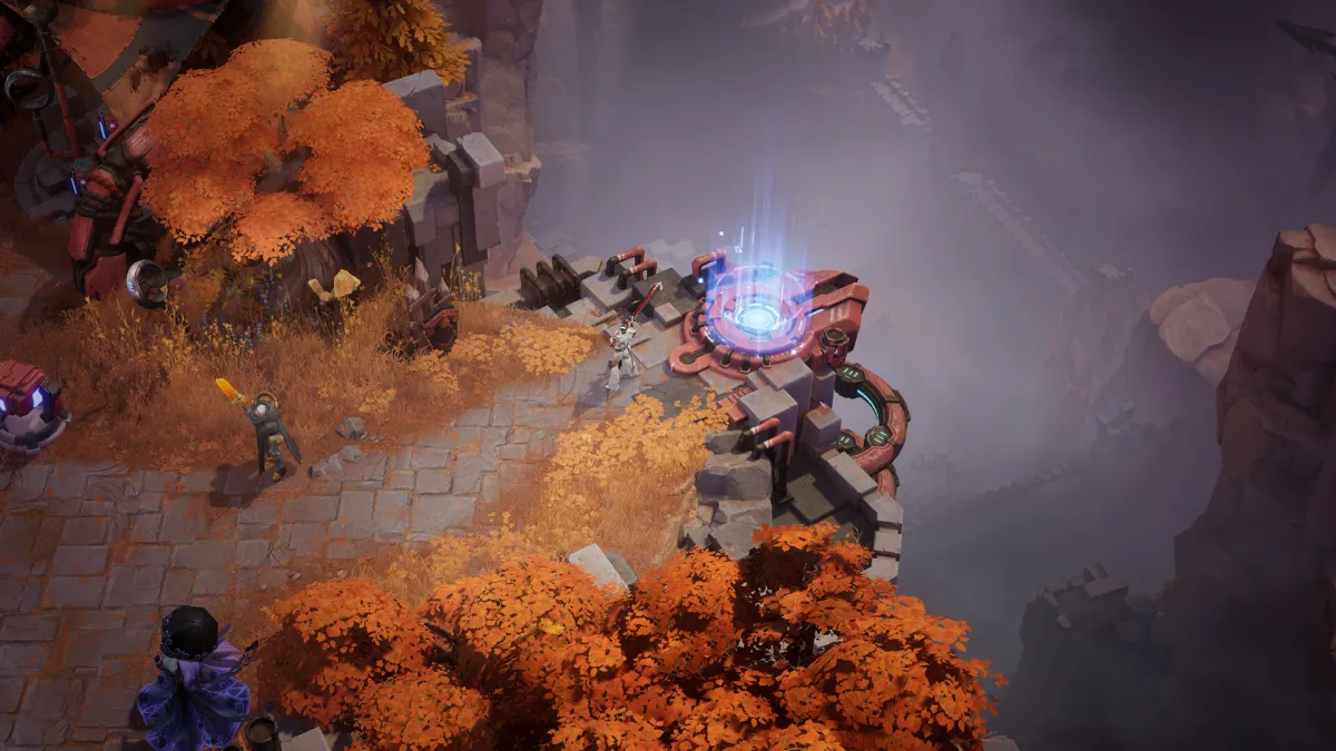 Torchlight Infinite - דמות מתקרבת לפורטל כחול זוהר בין עצי סתיו כתומים