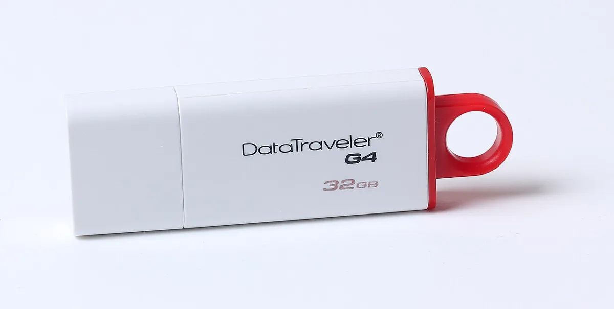 דיסק און קי USB 3.0 בנפח 32GB - מתאים ליצירת התקנה של ווינדוס 11